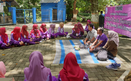 Duet Humas Operator Migas di Jambore LPM